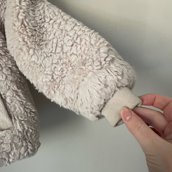 Zara Cream Sherpa with Hood - Picture 2 of 5